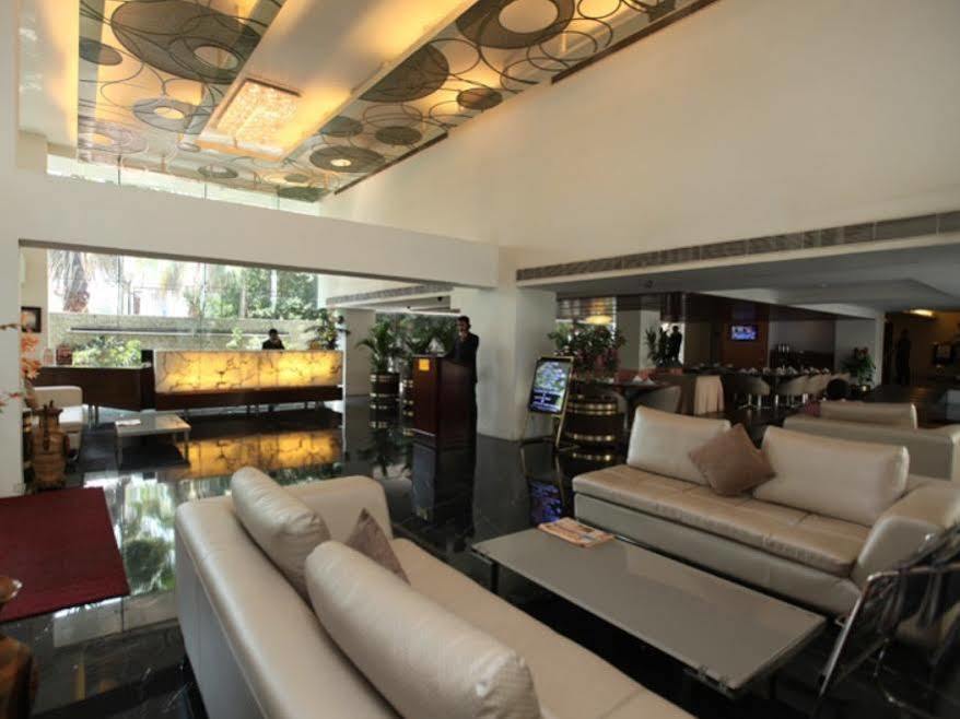 Hotel Monarch Luxur - Infantry Road Bangalore Exterior foto